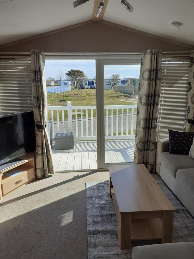 Rick'S Retreat Static Caravan Near The Beach With Free Wifi Lossiemouth Eksteriør billede